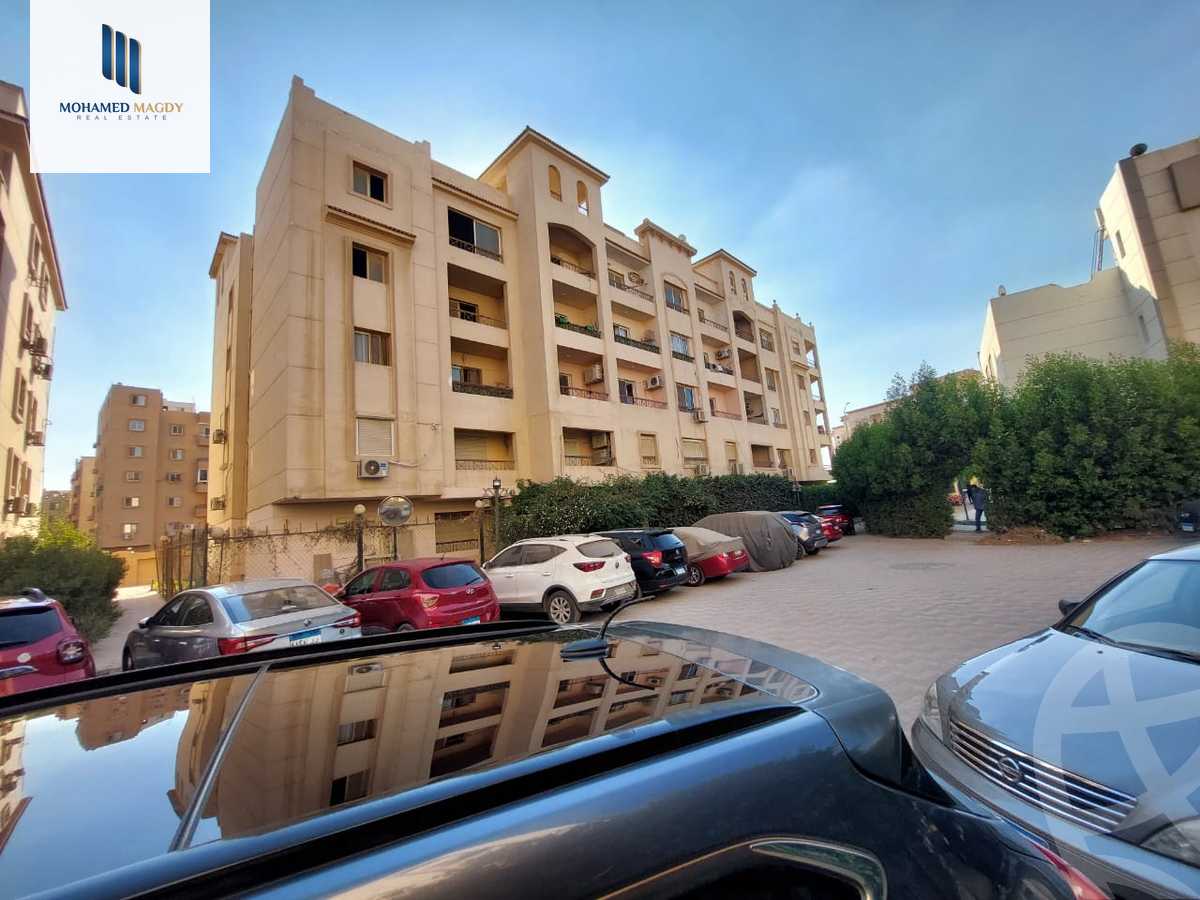 https://aqarmap.com.eg/en/listing/6537976-for-sale-cairo-6th-of-october-el-ahyaa-neighborhood-4th-ahmed-samy-st
