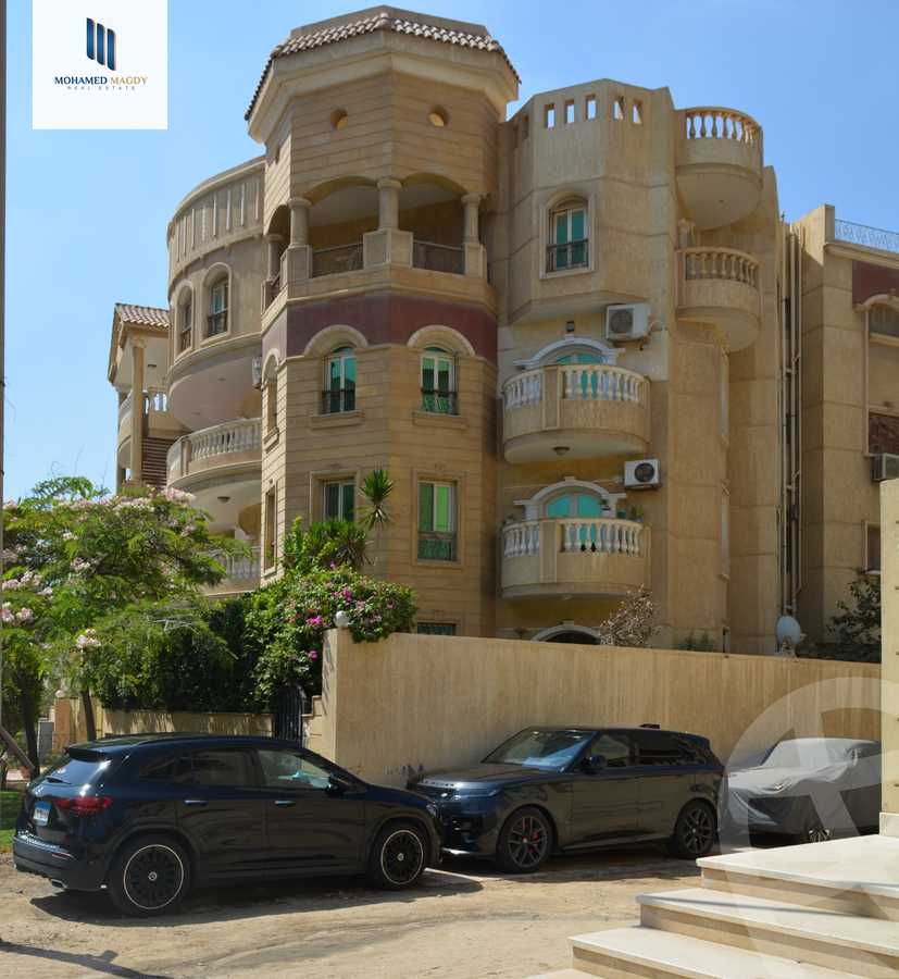 https://aqarmap.com.eg/en/listing/6542973-for-sale-cairo-6th-of-october-el-hay-el-motamyz-fourth-touristic-village-mahmoud-sami-el-baroudi-st
