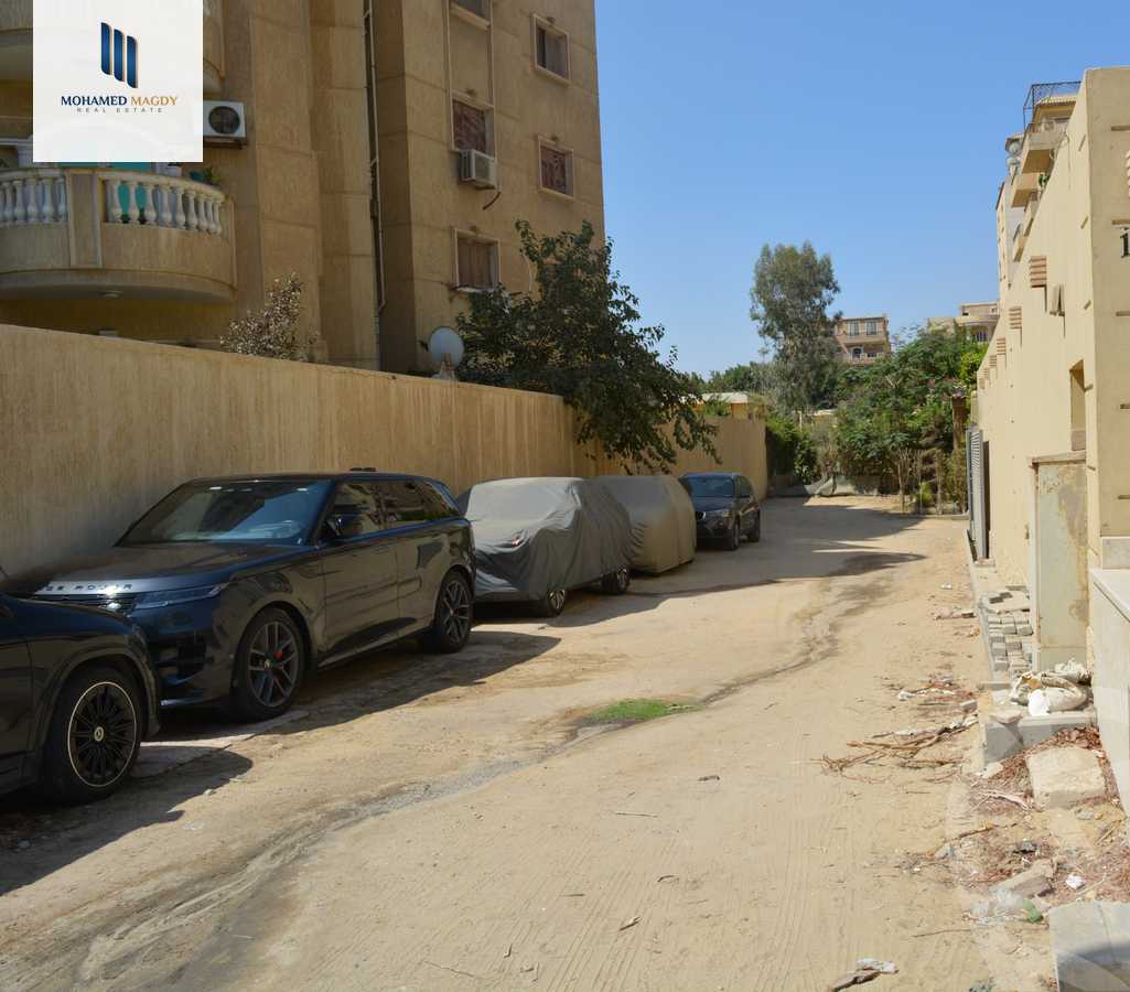 https://aqarmap.com.eg/en/listing/6542973-for-sale-cairo-6th-of-october-el-hay-el-motamyz-fourth-touristic-village-mahmoud-sami-el-baroudi-st