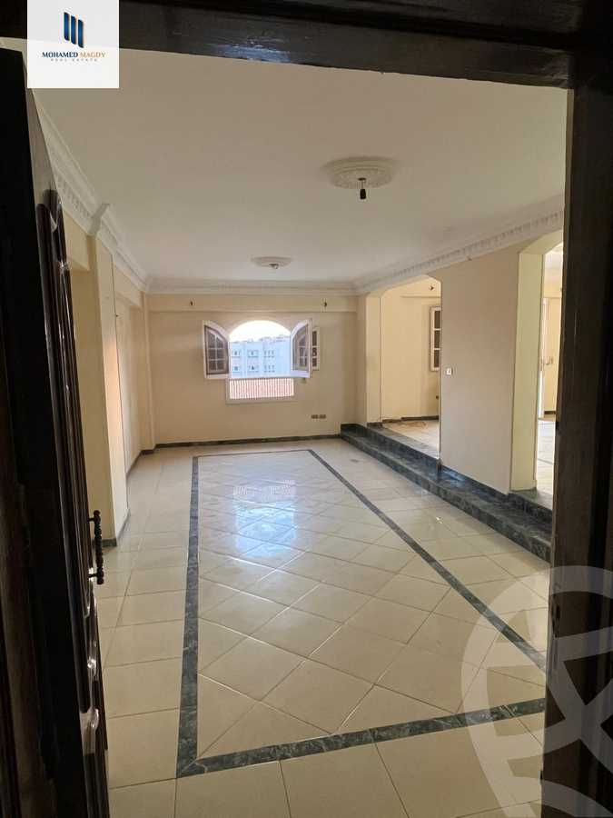 https://aqarmap.com.eg/en/listing/6548338-for-sale-cairo-6th-of-october-el-ahyaa-neighborhood-3rd-al-hay-al-thalith-st