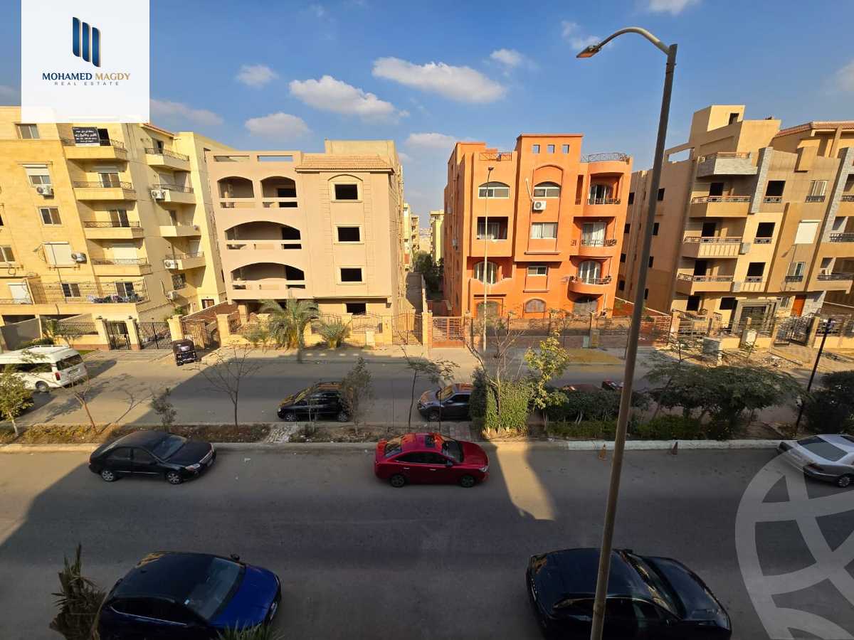 https://aqarmap.com.eg/ar/listing/6551386-for-sale-cairo-6th-of-october-el-hay-el-motamyz-fourth-touristic-village-mahmoud-sami-el-baroudi-st