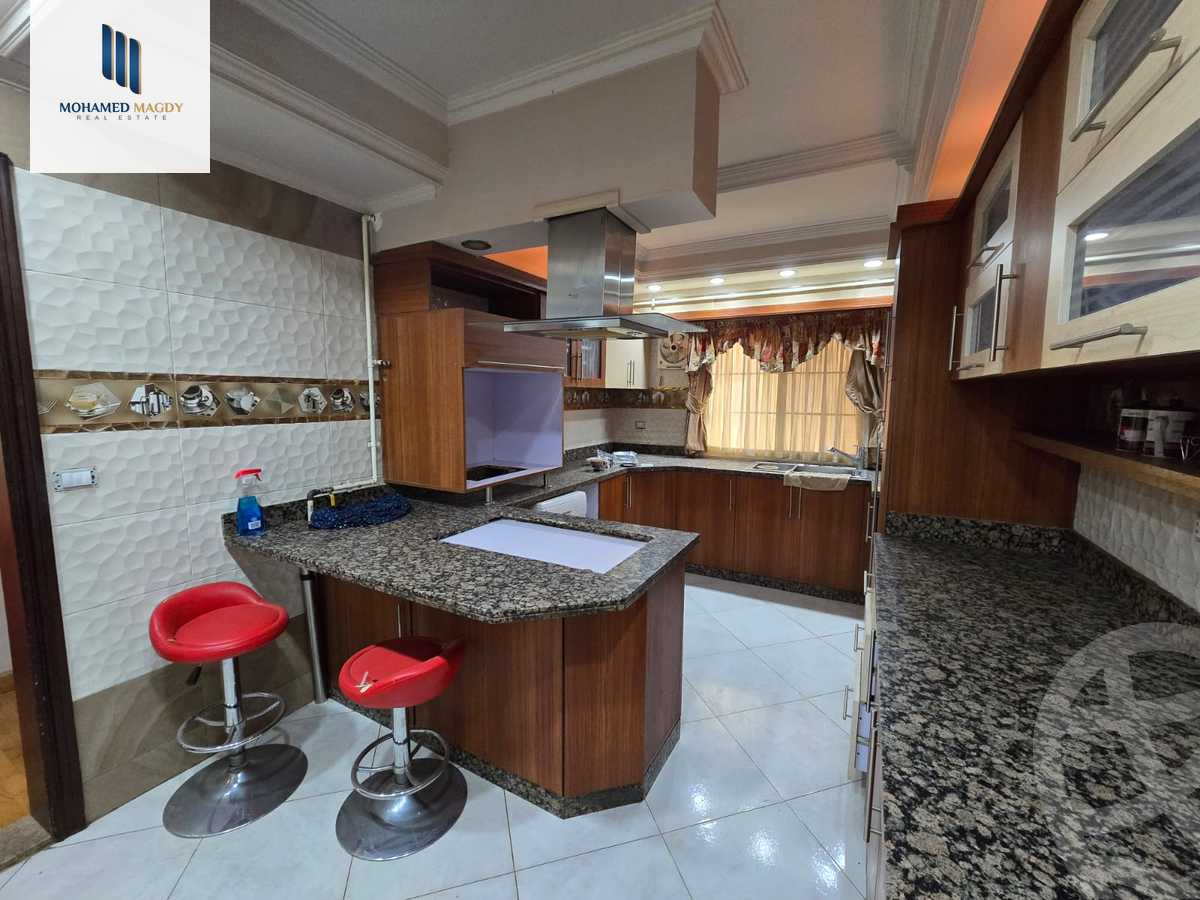https://aqarmap.com.eg/ar/listing/6551386-for-sale-cairo-6th-of-october-el-hay-el-motamyz-fourth-touristic-village-mahmoud-sami-el-baroudi-st