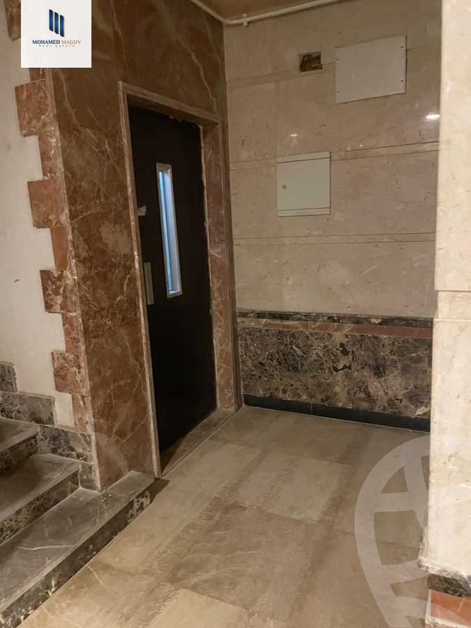 https://aqarmap.com.eg/en/listing/6551602-for-sale-cairo-el-sheikh-zayed-city-compounds-zayed-heights-compound