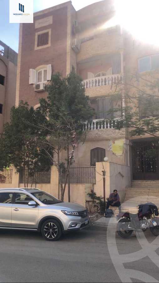 https://aqarmap.com.eg/ar/listing/6551767-for-sale-cairo-el-sheikh-zayed-city-el-hay-el-hady-ashaer-area-1-street-10