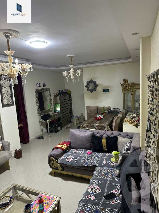 https://aqarmap.com.eg/ar/listing/6551767-for-sale-cairo-el-sheikh-zayed-city-el-hay-el-hady-ashaer-area-1-street-10