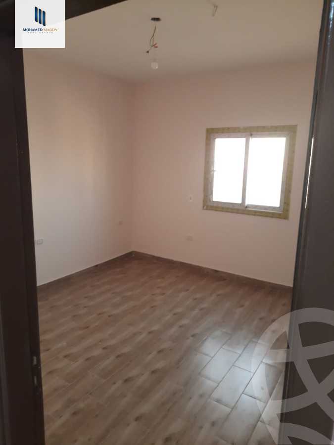 https://aqarmap.com.eg/ar/listing/6555539-for-sale-cairo-el-sheikh-zayed-city-el-hay-el-hady-ashaer-area-1-street-10