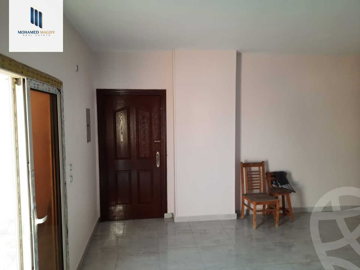 https://aqarmap.com.eg/ar/listing/6555539-for-sale-cairo-el-sheikh-zayed-city-el-hay-el-hady-ashaer-area-1-street-10