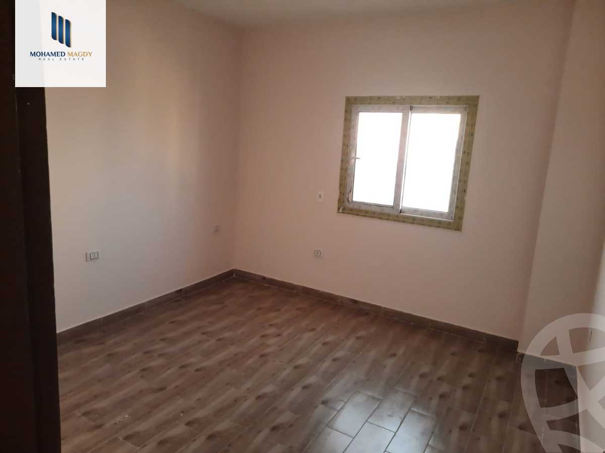 https://aqarmap.com.eg/ar/listing/6555539-for-sale-cairo-el-sheikh-zayed-city-el-hay-el-hady-ashaer-area-1-street-10