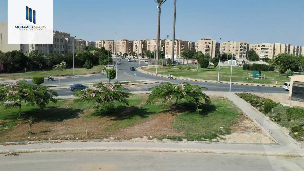 https://aqarmap.com.eg/ar/listing/6559991-for-sale-cairo-el-sheikh-zayed-city-el-hay-eltaseaa-area-1-el-bostan-st