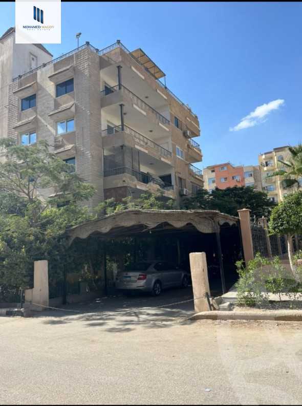 https://aqarmap.com.eg/en/listing/6564733-for-sale-cairo-6th-of-october-el-ahyaa-neighborhood-4th-neighbourhood-1