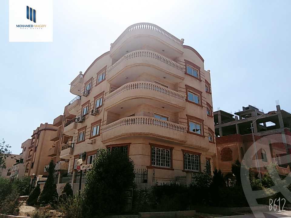 https://aqarmap.com.eg/ar/listing/6568941-for-sale-cairo-6th-of-october-el-ahyaa-neighborhood-3rd-al-hay-al-thalith-st