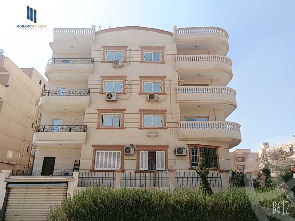 https://aqarmap.com.eg/ar/listing/6568941-for-sale-cairo-6th-of-october-el-ahyaa-neighborhood-3rd-al-hay-al-thalith-st
