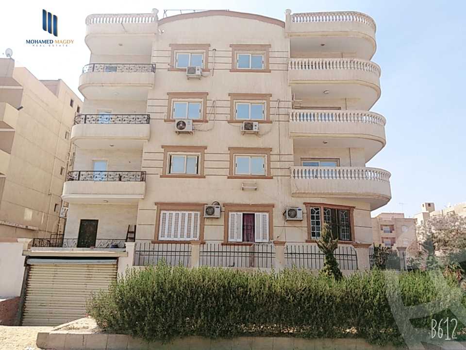 https://aqarmap.com.eg/ar/listing/6568941-for-sale-cairo-6th-of-october-el-ahyaa-neighborhood-3rd-al-hay-al-thalith-st
