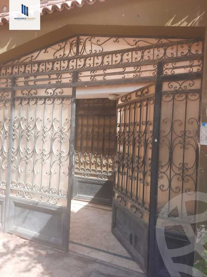 https://aqarmap.com.eg/en/listing/6569031-for-sale-cairo-6th-of-october-el-ahyaa-neighborhood-2nd-divided-from-al-kafrawei-st