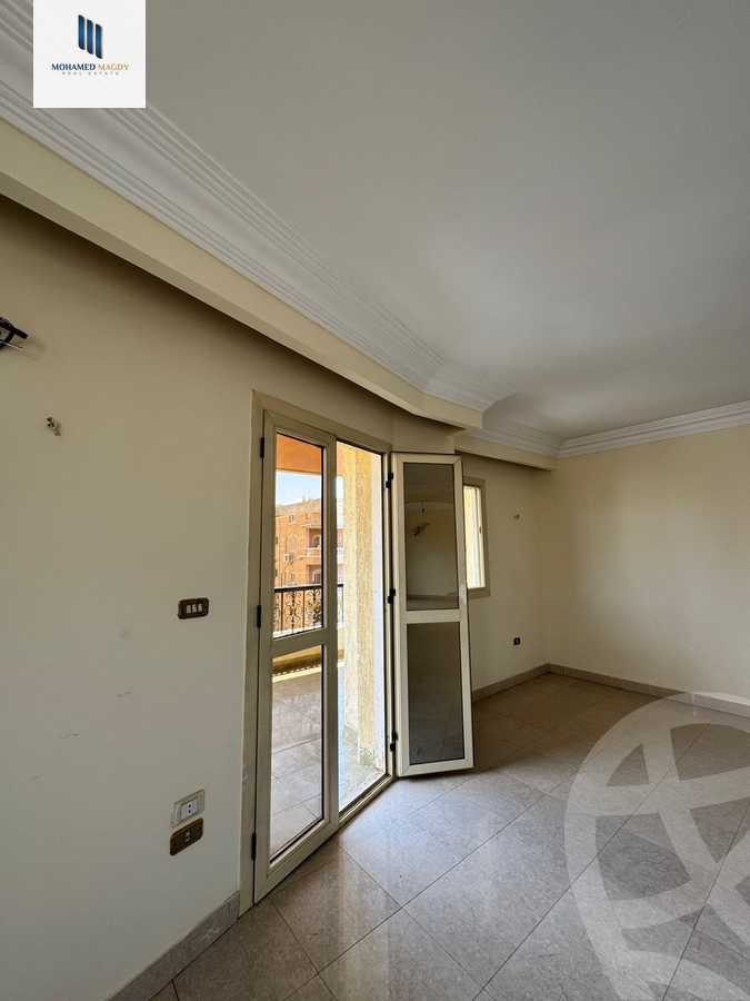 https://aqarmap.com.eg/en/listing/6569365-for-sale-cairo-6th-of-october-el-ahyaa-neighborhood-1st-al-maahad