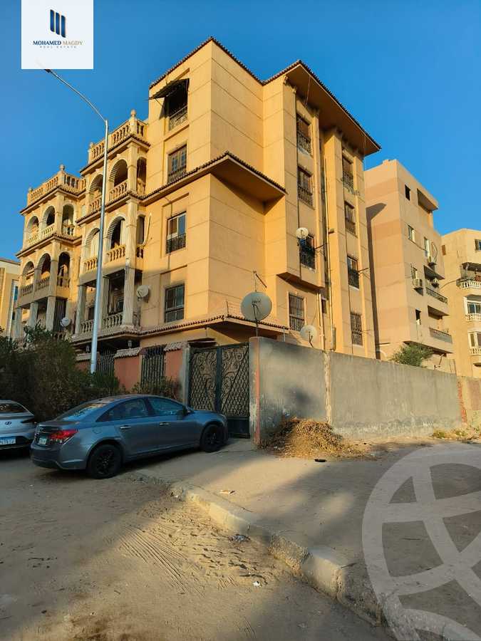 https://aqarmap.com.eg/en/listing/6574745-for-sale-cairo-el-sheikh-zayed-city-el-hay-el-hady-ashaer-area-1-street-12