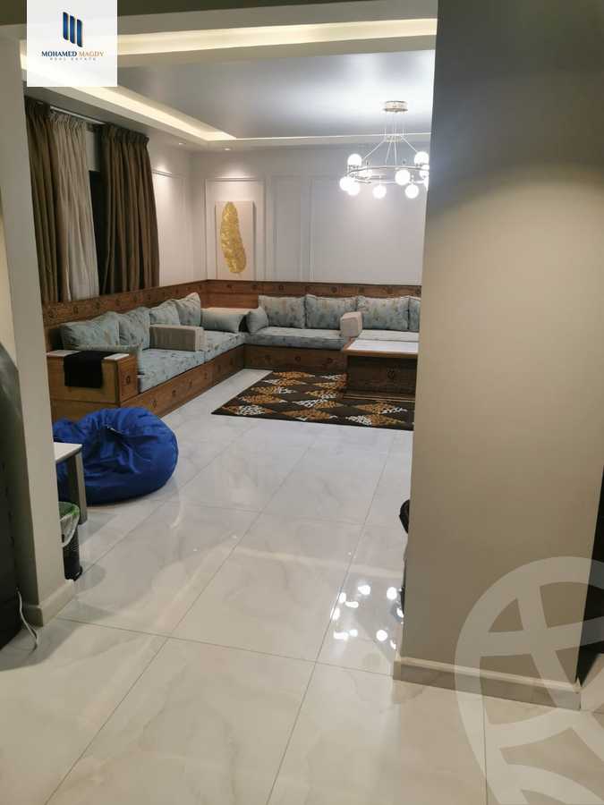 https://aqarmap.com.eg/ar/listing/6584097-for-sale-cairo-el-sheikh-zayed-city-el-hay-eltaseaa-lhy-lts