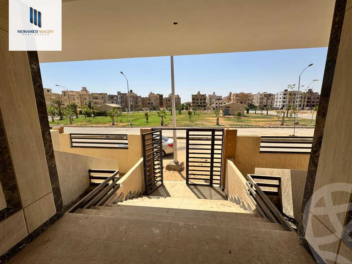 https://aqarmap.com.eg/ar/listing/6588302-for-sale-cairo-6th-of-october-el-hay-el-motamyz-fourth-touristic-village-mahmoud-sami-el-baroudi-st