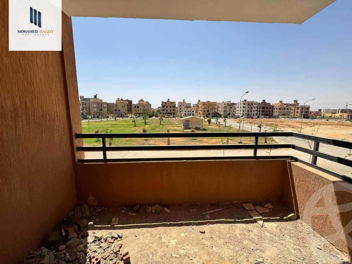 https://aqarmap.com.eg/ar/listing/6588302-for-sale-cairo-6th-of-october-el-hay-el-motamyz-fourth-touristic-village-mahmoud-sami-el-baroudi-st