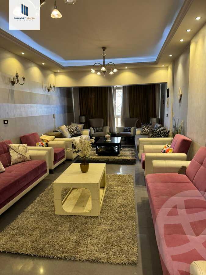 https://aqarmap.com.eg/ar/listing/6590457-for-sale-cairo-el-sheikh-zayed-city-compounds-el-khamayel