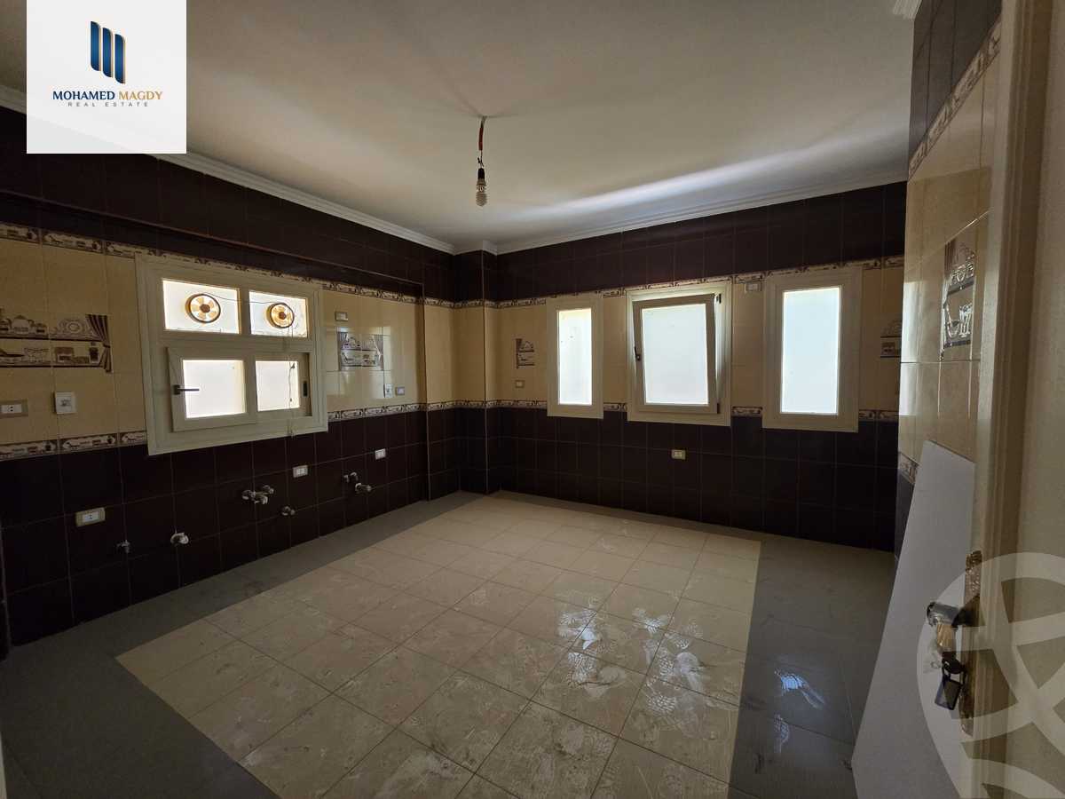 https://aqarmap.com.eg/en/listing/6003618-for-sale-cairo-6th-of-october-garb-someed-neighborhood-13th-el-rihan-st