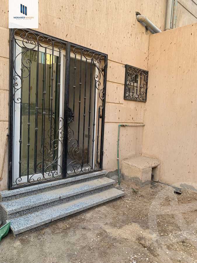 https://aqarmap.com.eg/ar/listing/6615175-for-sale-cairo-el-sheikh-zayed-city-el-hay-elasher-street-100