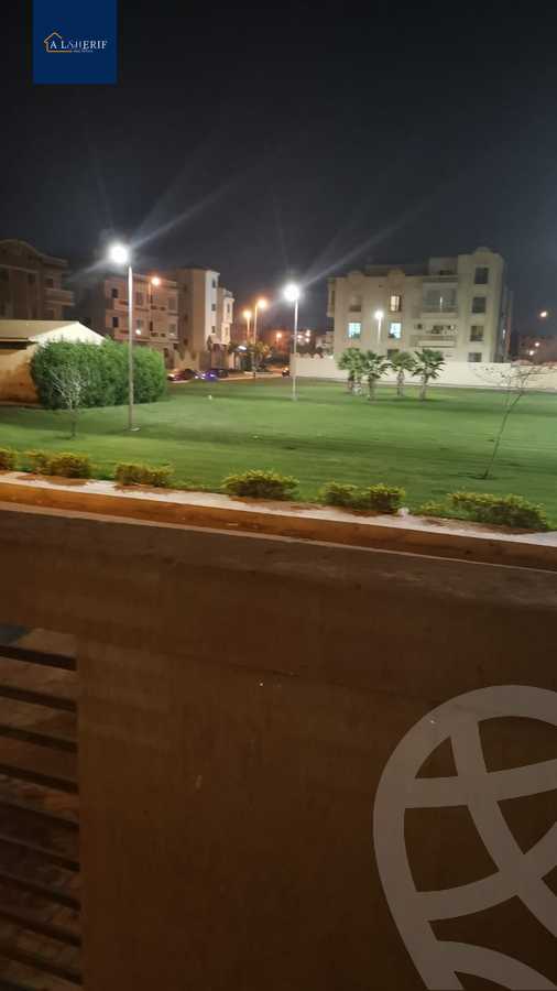 https://aqarmap.com.eg/ar/listing/5507090-for-sale-cairo-6th-of-october-el-ahyaa-neighborhood-9th