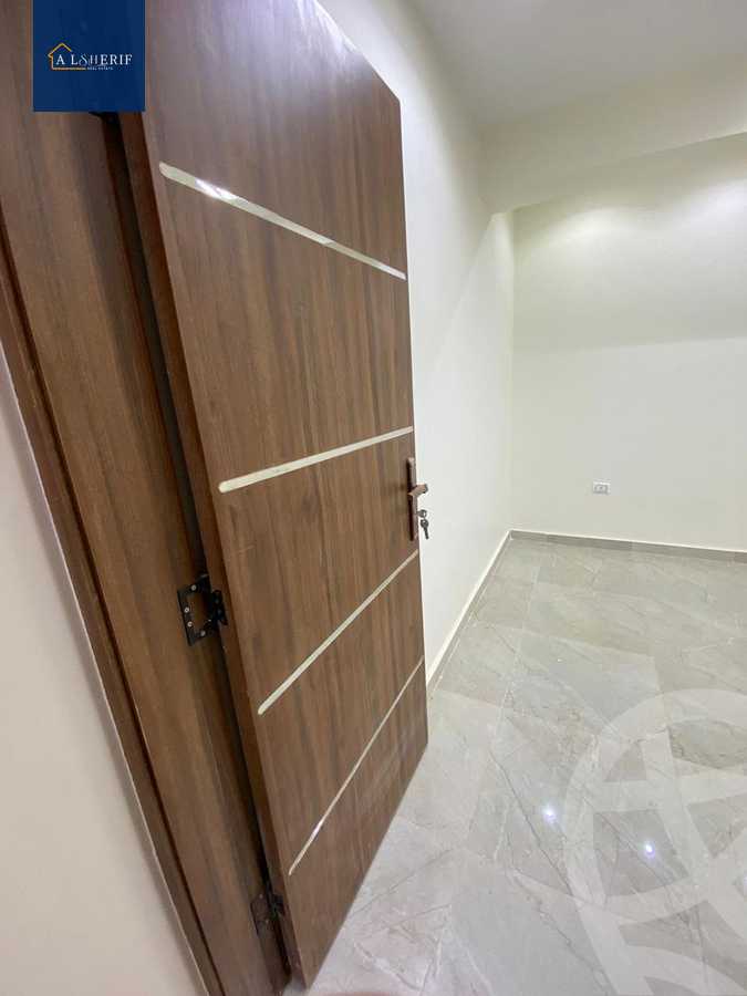 https://aqarmap.com.eg/en/listing/5521420-for-sale-cairo-6th-of-october-el-ahyaa-neighborhood-3rd-street-6