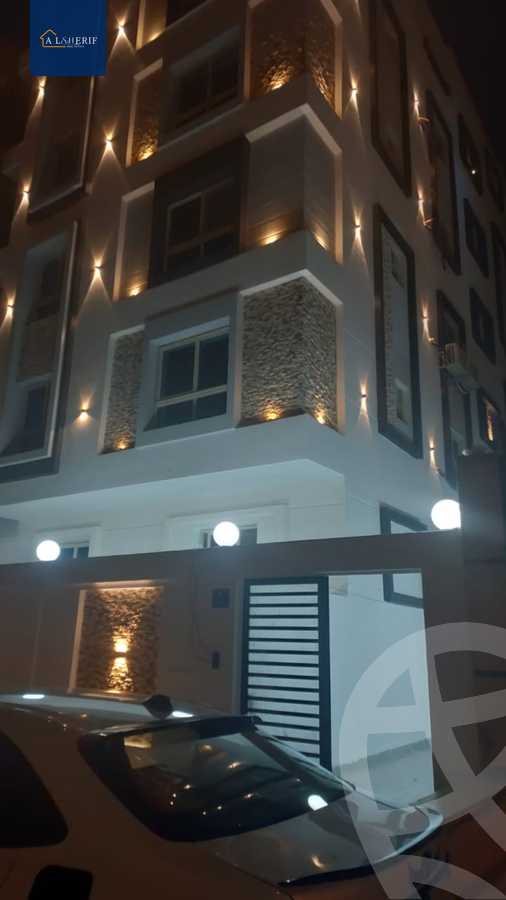 https://aqarmap.com.eg/en/listing/5521420-for-sale-cairo-6th-of-october-el-ahyaa-neighborhood-3rd-street-6