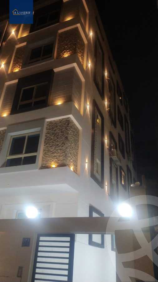 https://aqarmap.com.eg/en/listing/5521420-for-sale-cairo-6th-of-october-el-ahyaa-neighborhood-3rd-street-6