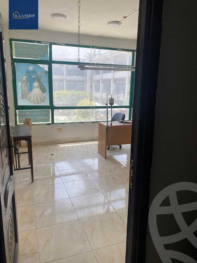 https://aqarmap.com.eg/en/listing/5557393-for-sale-cairo-6th-of-october-el-ahyaa-neighborhood-4th-street-2