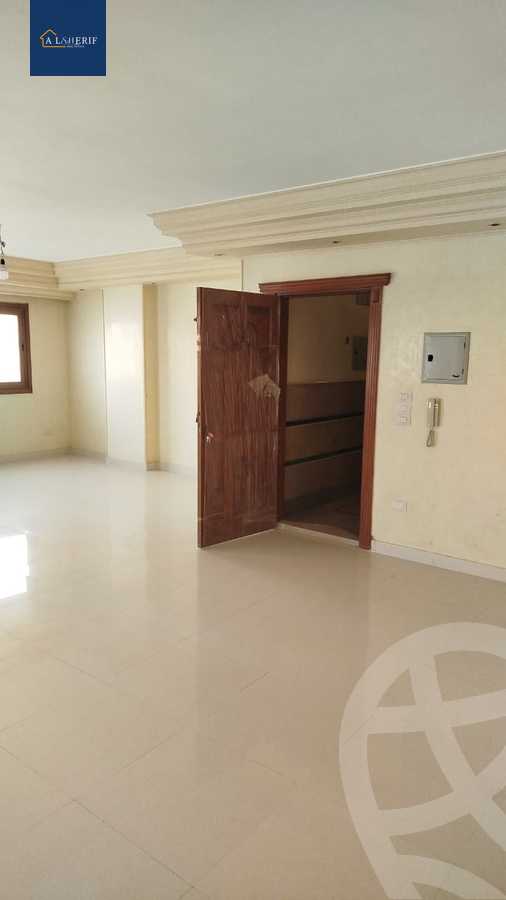https://aqarmap.com.eg/en/listing/5483478-for-sale-cairo-6th-of-october-el-ahyaa-neighborhood-2nd