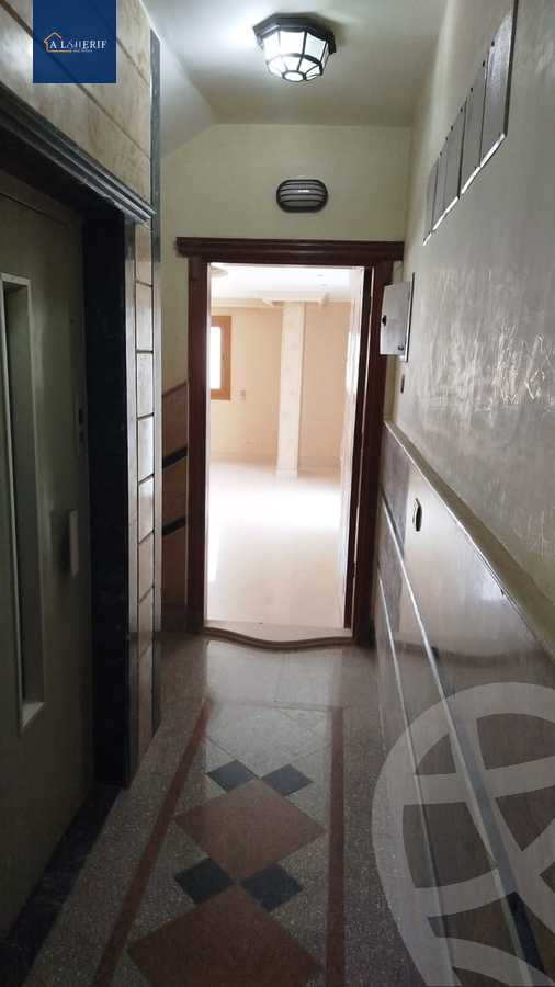 https://aqarmap.com.eg/en/listing/5483478-for-sale-cairo-6th-of-october-el-ahyaa-neighborhood-2nd