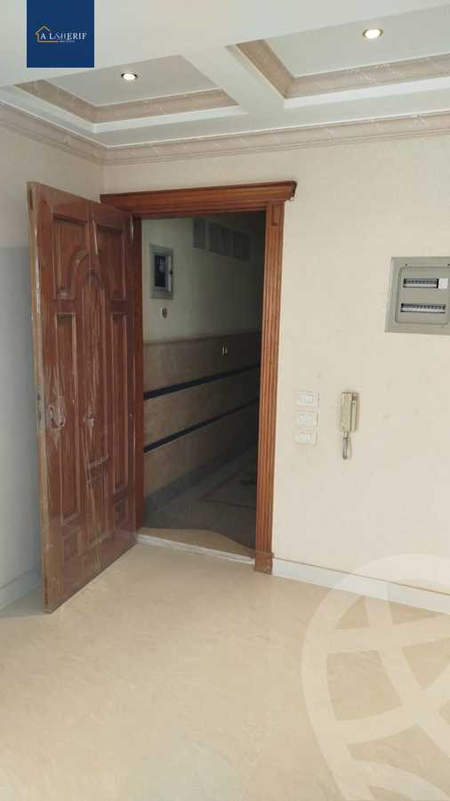 https://aqarmap.com.eg/en/listing/5483478-for-sale-cairo-6th-of-october-el-ahyaa-neighborhood-2nd