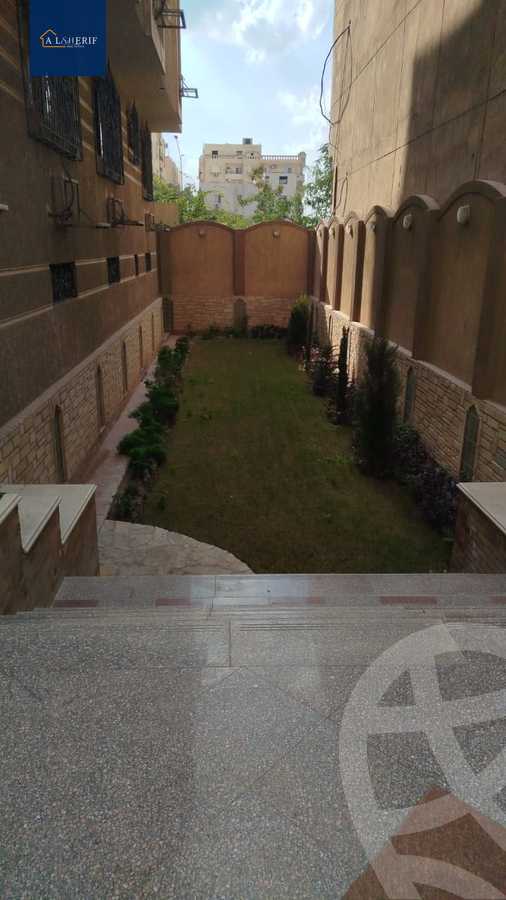 https://aqarmap.com.eg/en/listing/5483478-for-sale-cairo-6th-of-october-el-ahyaa-neighborhood-2nd