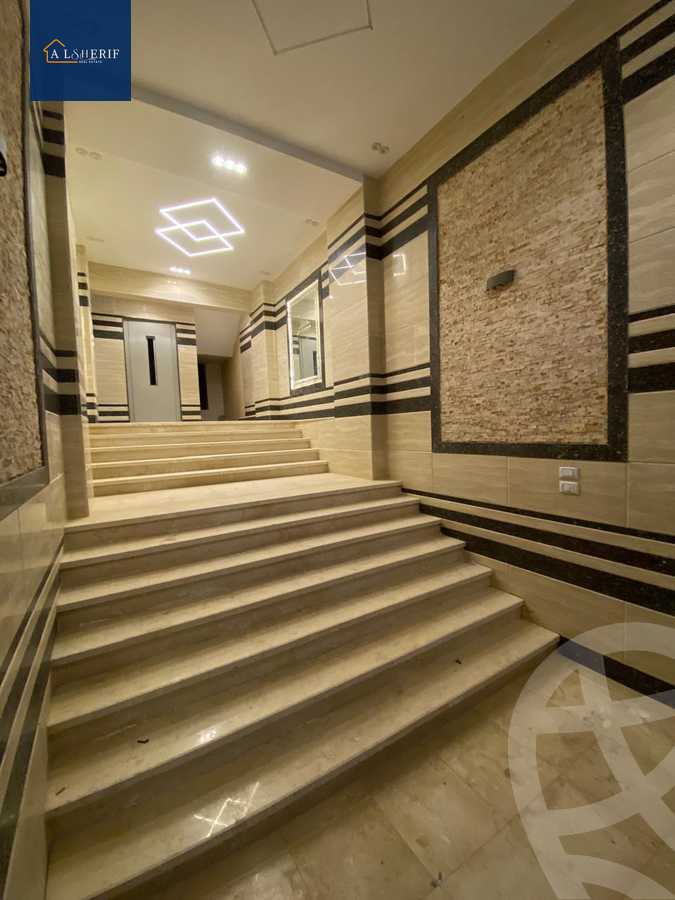 https://aqarmap.com.eg/ar/listing/5570757-for-sale-cairo-6th-of-october-el-ahyaa-neighborhood-3rd