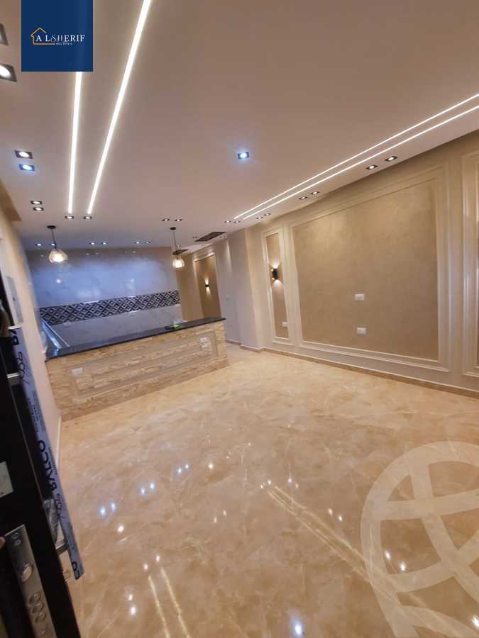 https://aqarmap.com.eg/ar/listing/5579141-for-sale-cairo-6th-of-october-el-ahyaa-neighborhood-3rd-al-hay-al-thalith-st