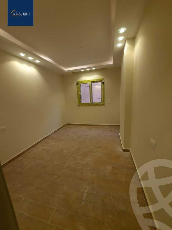 https://aqarmap.com.eg/ar/listing/5579141-for-sale-cairo-6th-of-october-el-ahyaa-neighborhood-3rd-al-hay-al-thalith-st