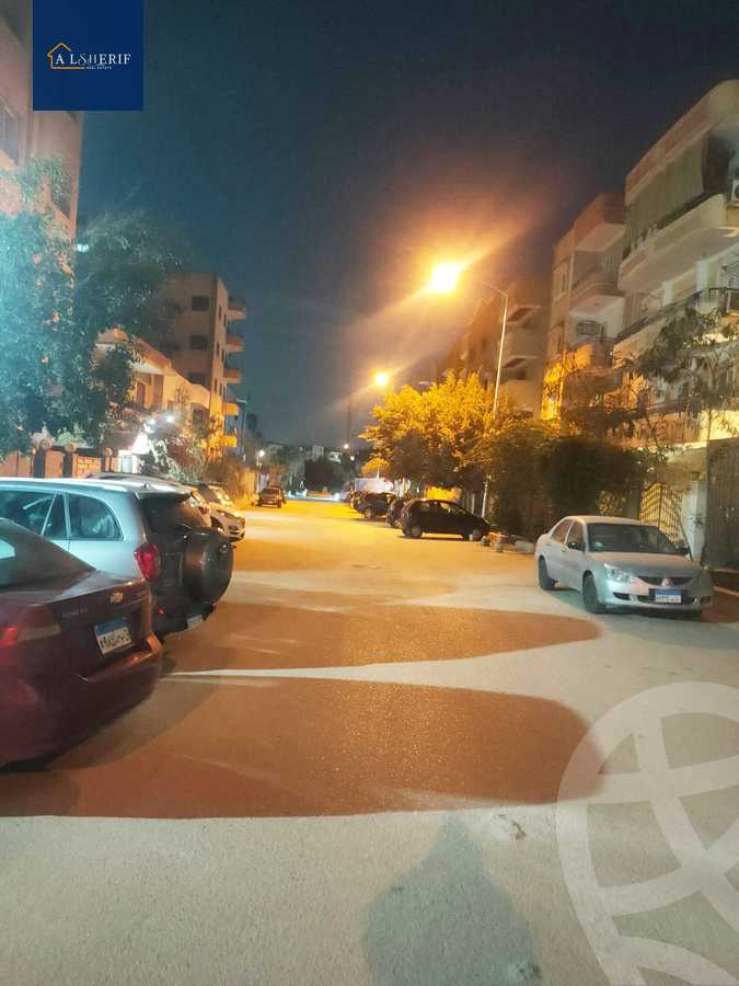 https://aqarmap.com.eg/en/listing/5623885-for-sale-cairo-6th-of-october-el-ahyaa-neighborhood-5th-street-19