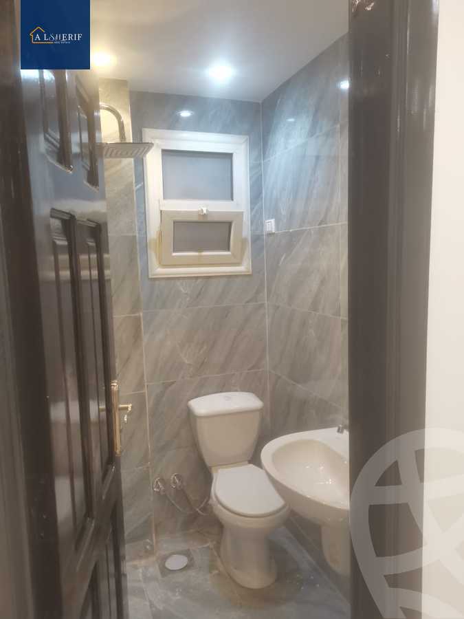 https://aqarmap.com.eg/en/listing/5627953-for-sale-cairo-6th-of-october-el-ahyaa-neighborhood-3rd-no-44-st