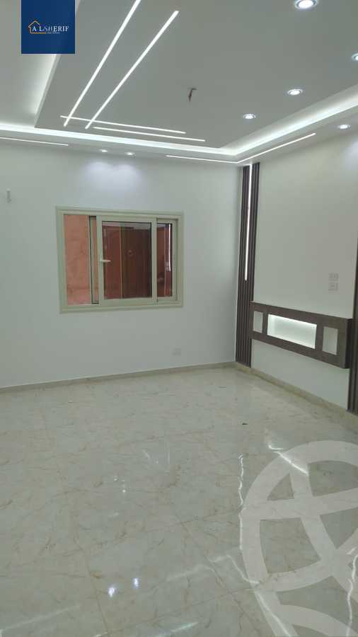 https://aqarmap.com.eg/en/listing/5648229-for-sale-cairo-6th-of-october-el-ahyaa-neighborhood-3rd-al-hay-al-thalith-st