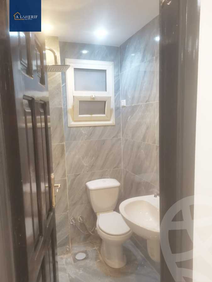 https://aqarmap.com.eg/en/listing/5693293-for-sale-cairo-6th-of-october-el-ahyaa-neighborhood-3rd-street-39