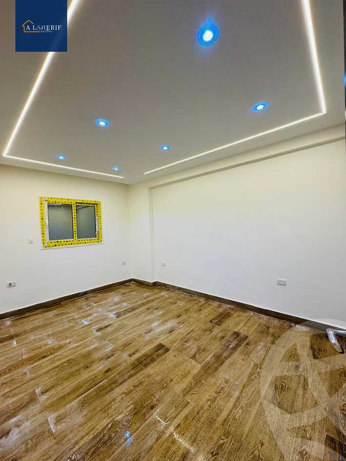 https://aqarmap.com.eg/ar/listing/5717925-for-sale-cairo-6th-of-october-el-ahyaa-neighborhood-5th-street-21