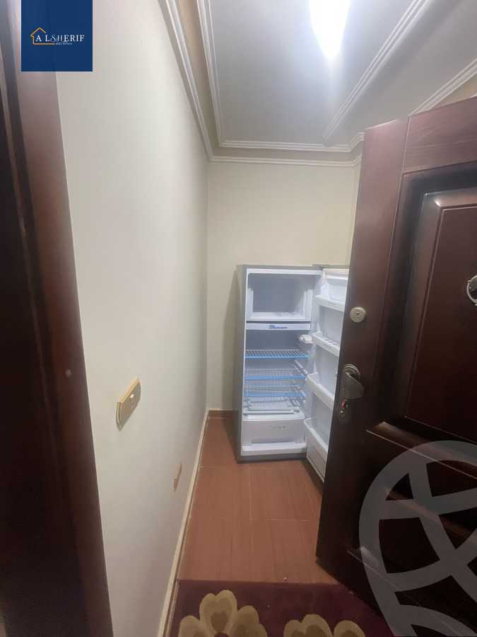 https://aqarmap.com.eg/ar/listing/5729237-for-rent-cairo-6th-of-october-el-ahyaa-neighborhood-1st-sixth-neighborhood