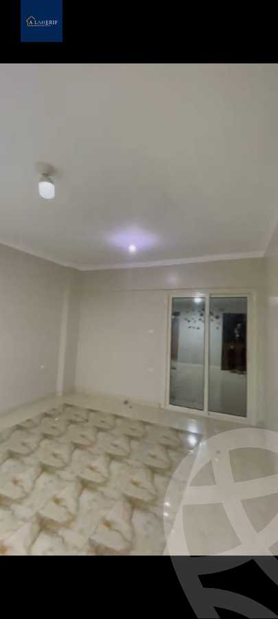 https://aqarmap.com.eg/ar/listing/5729385-for-rent-cairo-6th-of-october-el-ahyaa-neighborhood-2nd-el-mohandes-ahmed-abd-el-hady-st