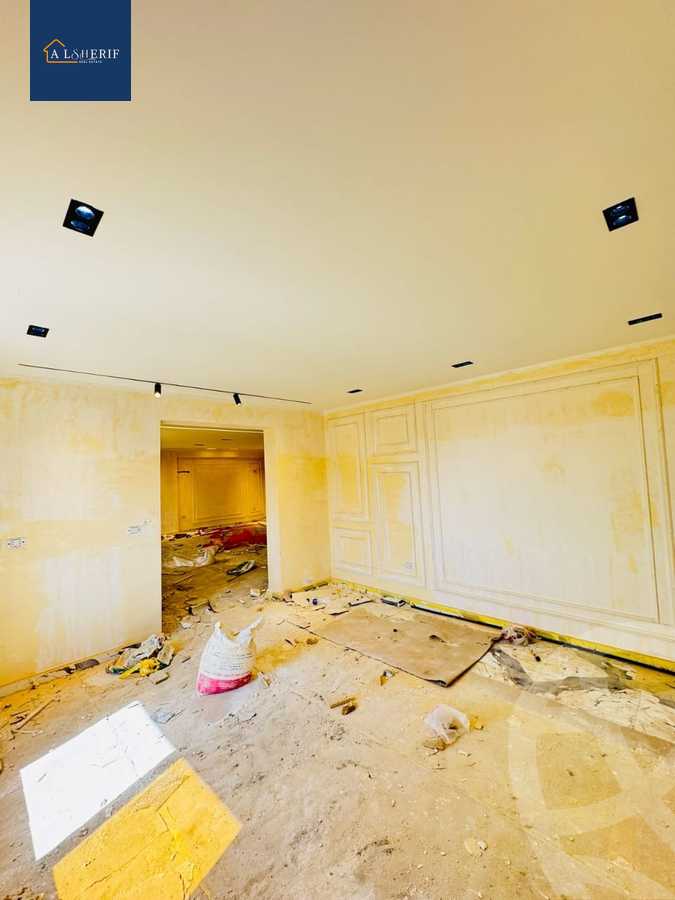 https://aqarmap.com.eg/ar/listing/5729522-for-sale-cairo-6th-of-october-el-ahyaa-neighborhood-3rd-no-14-hasan-soltan-st