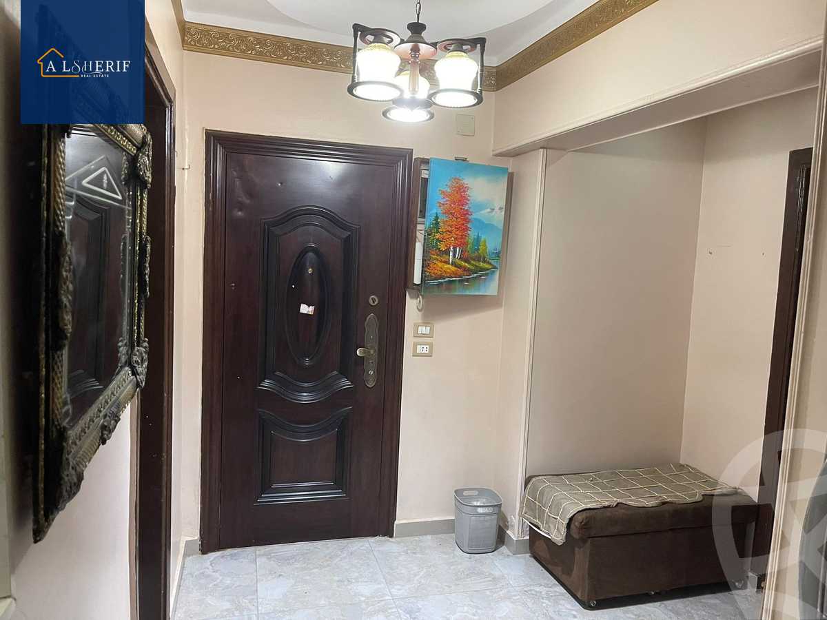 https://aqarmap.com.eg/en/listing/5735222-for-rent-cairo-6th-of-october-featured-neighborhood-el-motamayez-neighborhood-mohammed-abd-el-wahab-st