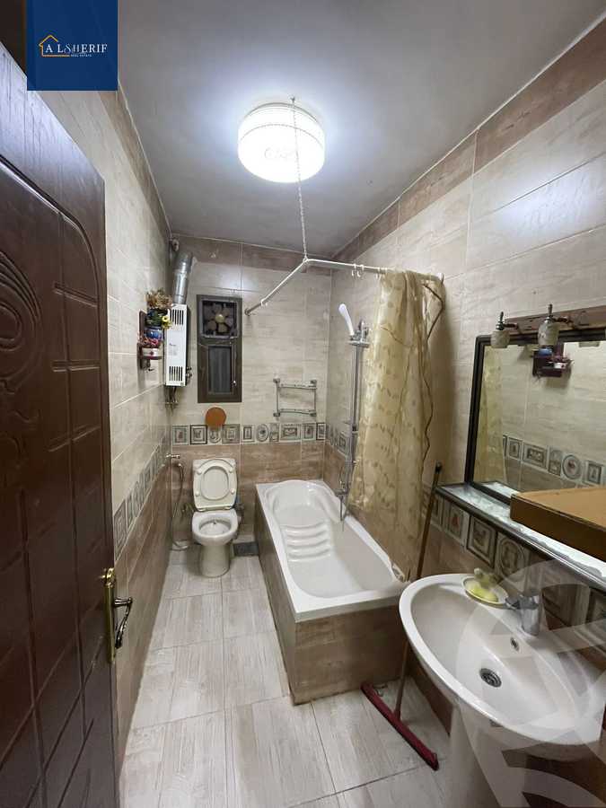 https://aqarmap.com.eg/en/listing/5735222-for-rent-cairo-6th-of-october-featured-neighborhood-el-motamayez-neighborhood-mohammed-abd-el-wahab-st