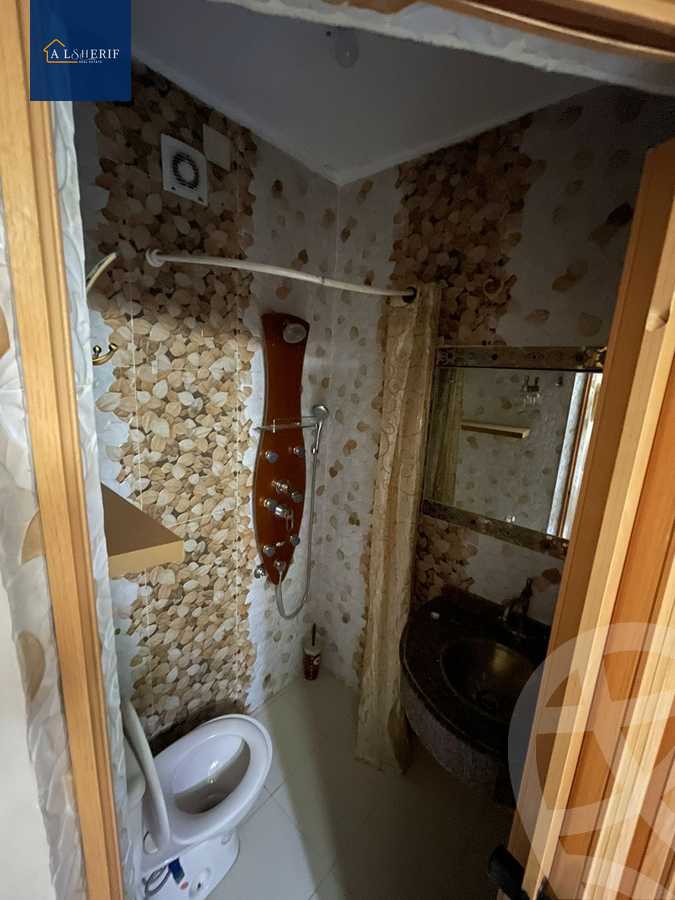 https://aqarmap.com.eg/en/listing/5735222-for-rent-cairo-6th-of-october-featured-neighborhood-el-motamayez-neighborhood-mohammed-abd-el-wahab-st
