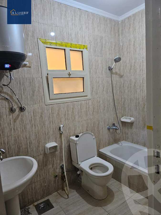 https://aqarmap.com.eg/ar/listing/5735238-for-rent-cairo-6th-of-october-compounds-high-town